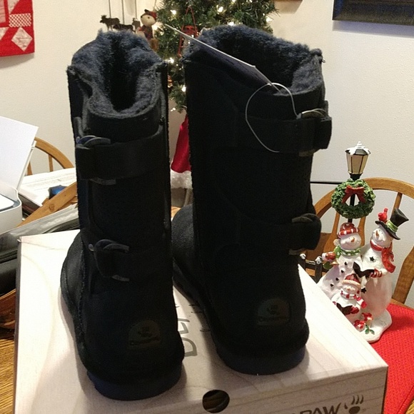 BearPaws Navy Size 9 Womens NEW - Picture 2 of 7